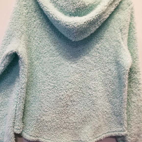 Xhilaration Fuzzy Sweatshirt Mint Green Cozy Warm Cuddly juniors Size S - Picture 8 of 11